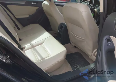 2013 Volkswagen Jetta 2.0L Tdi from USA, damaged, VIN 3VWLL7AJ9DM368679